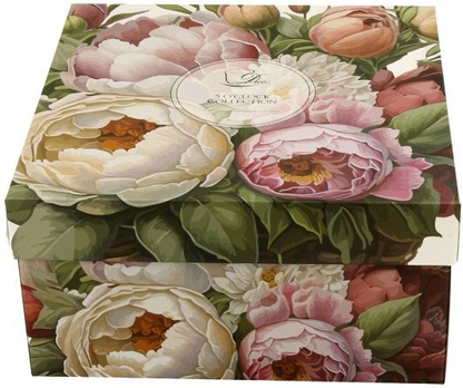 Ozdobne pudełko prezentowe z motywem piwonii w pastelowych odcieniach.