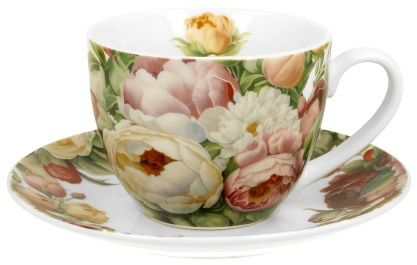 Porcelanowa filiżanka ze spodkiem 250 ml zdobiona wzorem piwonii w odcieniach różu i bieli.