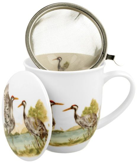 Kubek porcelanowy z zaparzaczem i pokrywką, ozdobiony wzorem żurawi zwyczajnych.