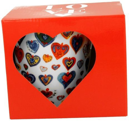 Kubek porcelanowy Kolorowe Serca 3 w czerwonym opakowaniu z sercem, 650 ml.
