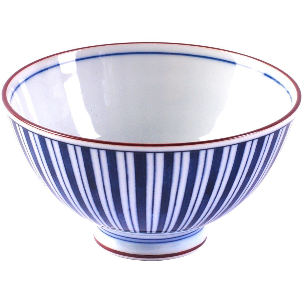 Porcelanowa czarka japońska do matchy o pojemności 210 ml, zdobiona pionowymi niebieskimi paskami i czerwonym rantem.