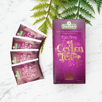 Herbata czarna Stassen Earl Grey Organic – opakowanie z saszetkami na białym tle