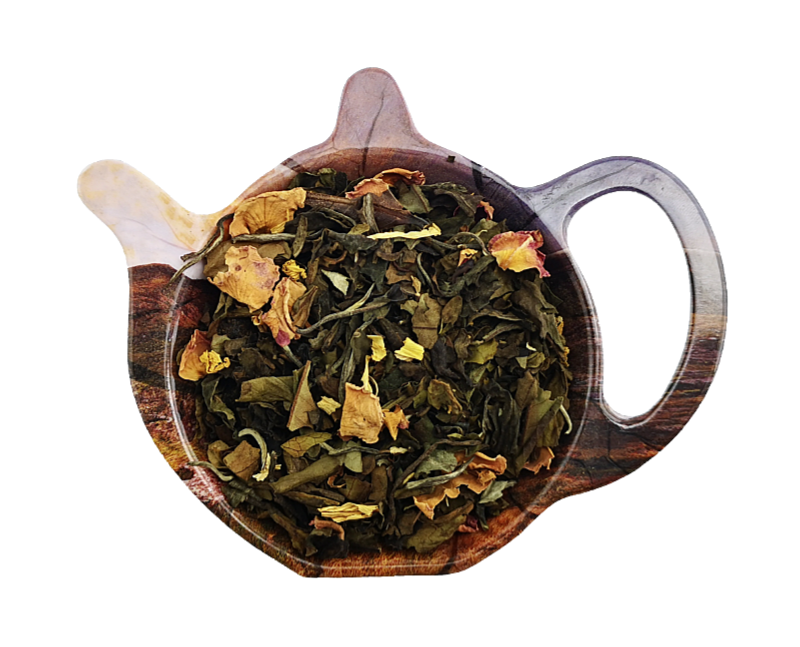 Susz białej herbaty Pai Mu Tan Peach Queen z kawałkami brzoskwini, płatkami róż i kwiatem słonecznika.