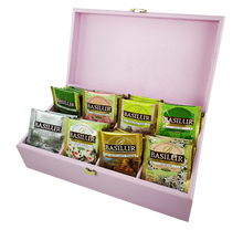 Drewniane pudełko różowe z herbatami Basilur, 80 saszetek w eleganckim zestawie.