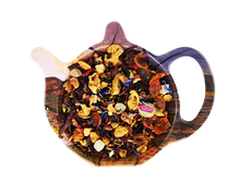 Owocowa herbata Pokój Pełen Róż z jabłkiem, hibiskusem, różą i ananasem