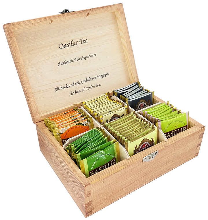 Otwarty ekspozytor Botanik z 60 saszetkami herbat Basilur w kopertach.