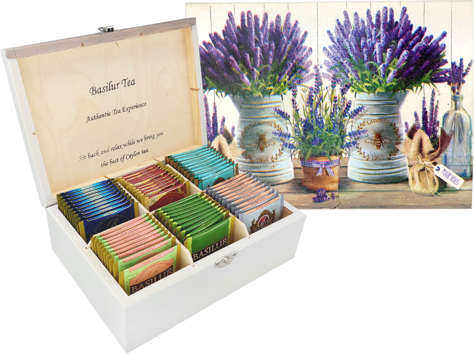 Zestaw herbat Basilur Lawenda w Dzbanku – drewniane pudełko z saszetkami.