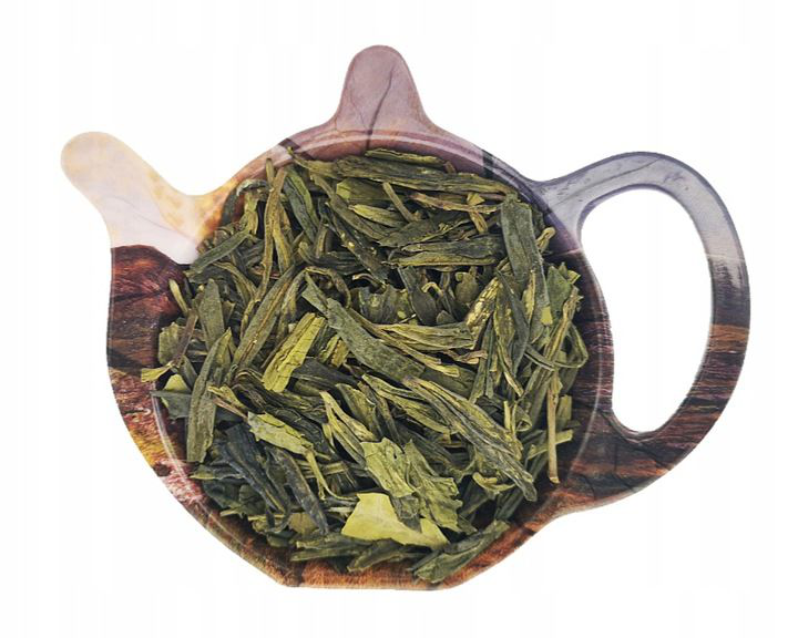 Liście zielonej herbaty Longjing Smocza Studnia na podstawce w kształcie czajniczka