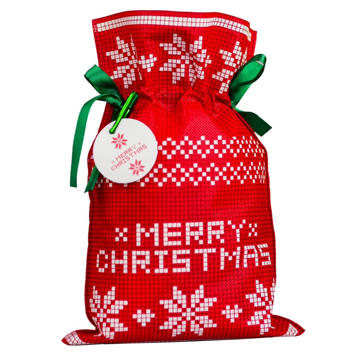 Czerwony worek prezentowy z białym świątecznym wzorem i napisem „Merry Christmas”, ozdobiony zielonymi wstążkami i zawieszką.