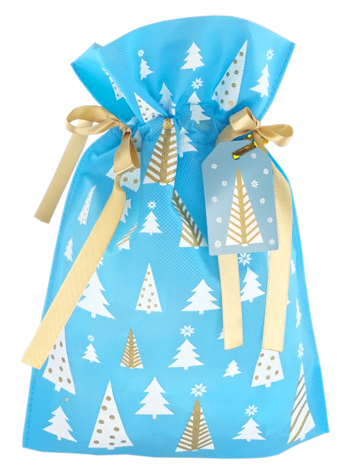 Niebieski worek prezentowy w białe i złote choinki ze złotymi wstążkami i zawieszką, rozmiar 50 x 60 cm.