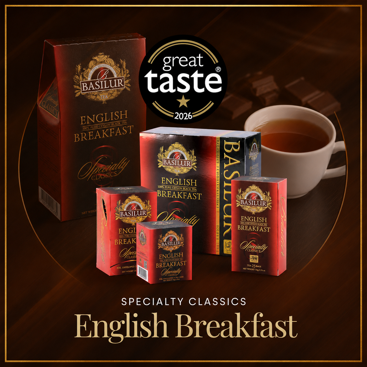 Herbata Basilur English Breakfast w kilku opakowaniach, z filiżanką czarnej herbaty i oznaczeniem Great Taste 2026