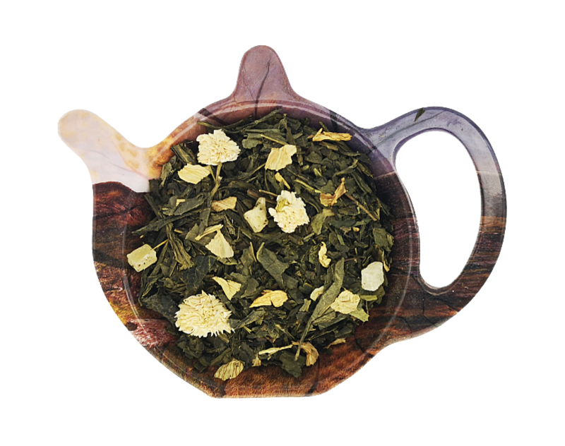 Zdjęcie zielonej herbaty Sencha Moon Light z dodatkiem mango, papai, ananasa, rumianku i słonecznika w dekoracyjnej podstawce – aromatyczna herbata zielona.