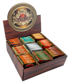 Zestaw Basilur Christmas – otwarte pudełko z 90 herbatami w torebkach o różnych smakach.