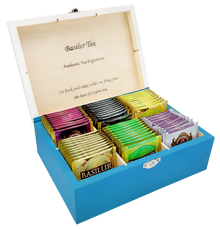 Wnętrze zestawu Basilur Filiżanki z różnorodnymi smakami herbat Ceylon.